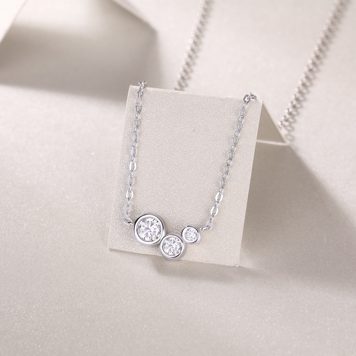 1White Dew - A Fashionable And Luxurious Diamond Jewelry Pendant Set With Moissanite S925 Sterling Silver Prohibit TikTok sales