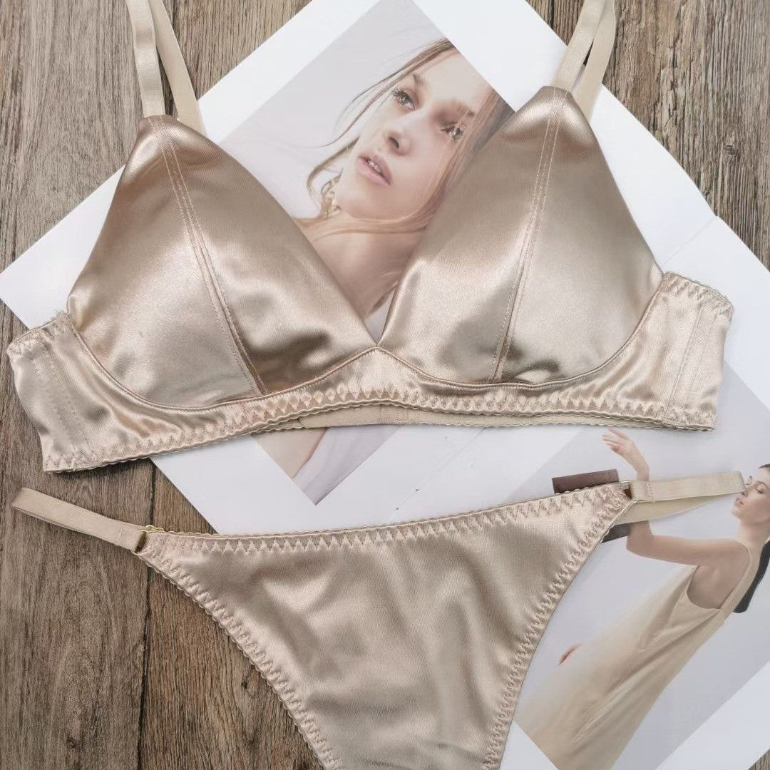 Seamless Satin French-style Lingerie A Plus-size Bra That Makes Larger Busts Look Smaller