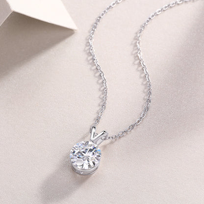 1V-shaped - A Fashionable And Luxurious Diamond Jewelry Piece Set With 2-carat Moissan Diamond S925 Sterling Silver And Platinum-plated Pendant Prohibit TikTok sales